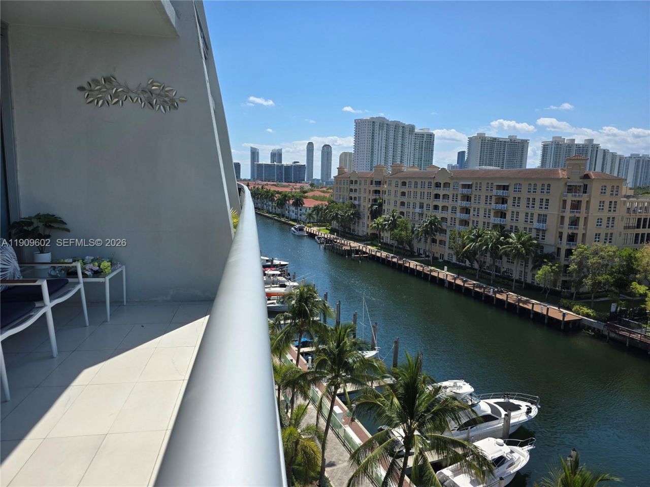 2950 NE 188th St, Unit 501, Aventura, FL 33180 Photo
