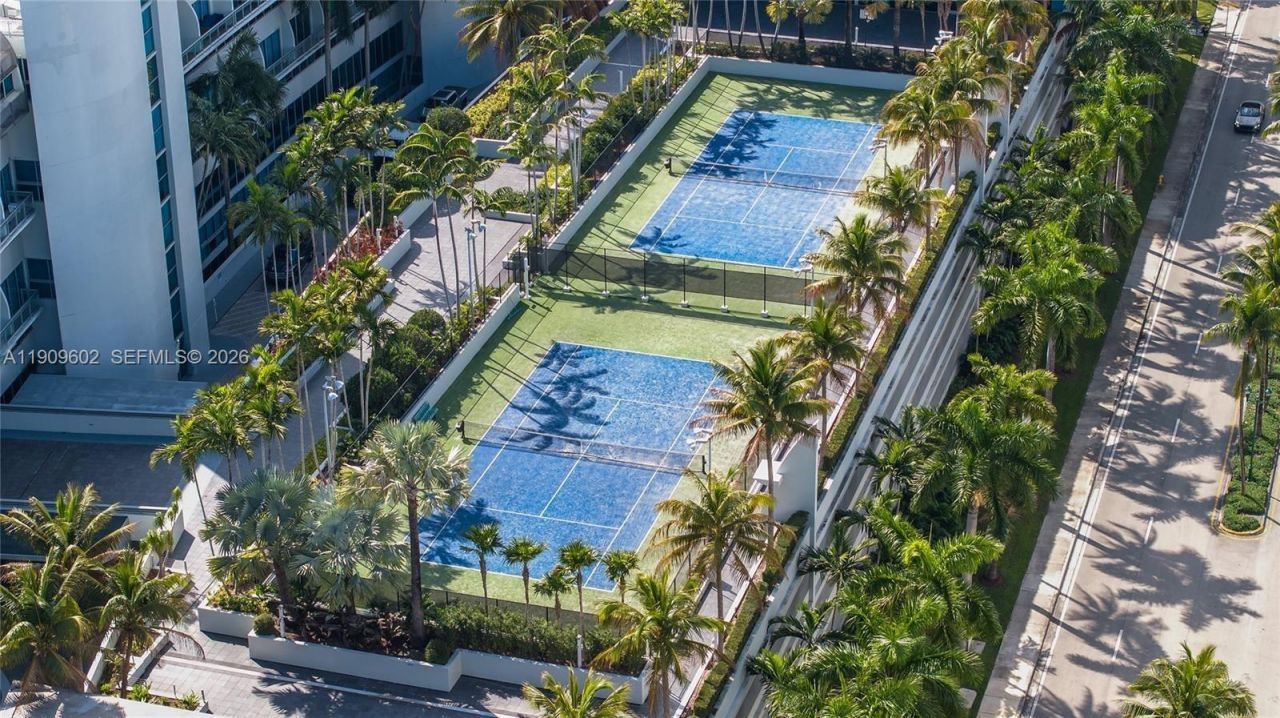 2950 NE 188th St, Unit 501, Aventura, FL 33180 Photo