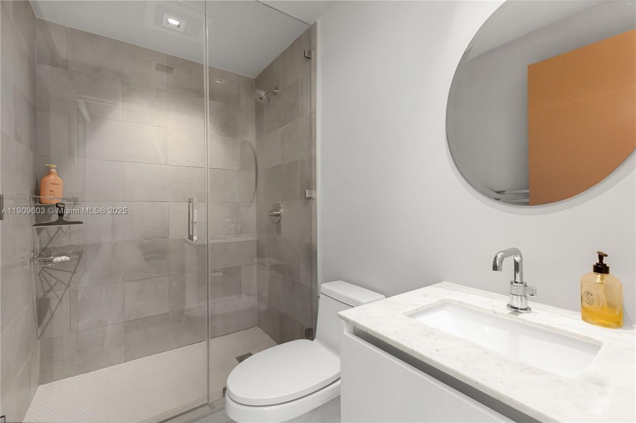 788 NE 23rd St, Unit 2101, Miami, FL 33137 Photo