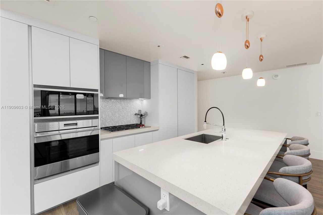 788 NE 23rd St, Unit 2101, Miami, FL 33137 Photo