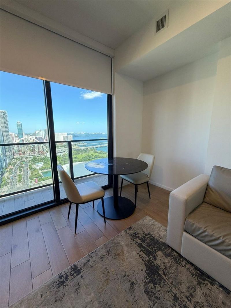 398 NE 5th St, Unit 3407, Miami, FL 33132 Photo