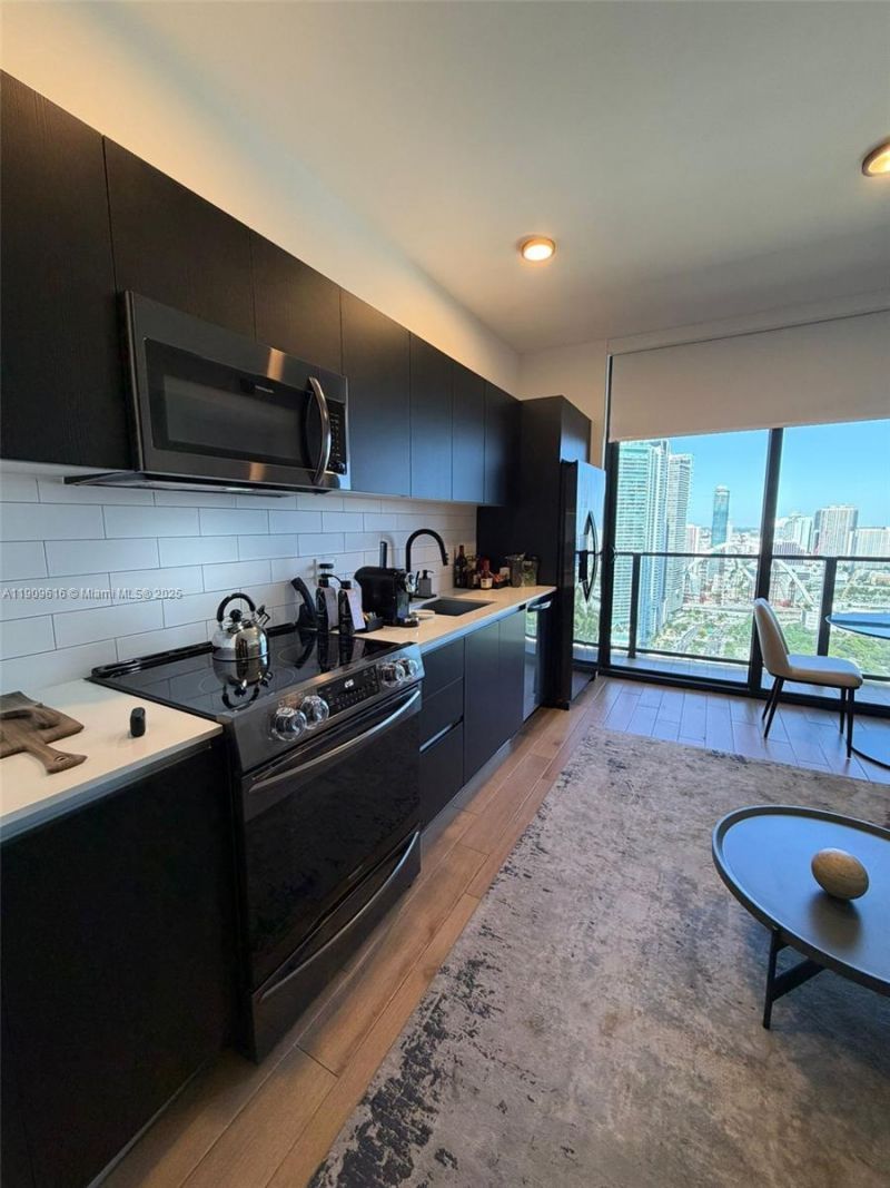 398 NE 5th St, Unit 3407, Miami, FL 33132 Photo