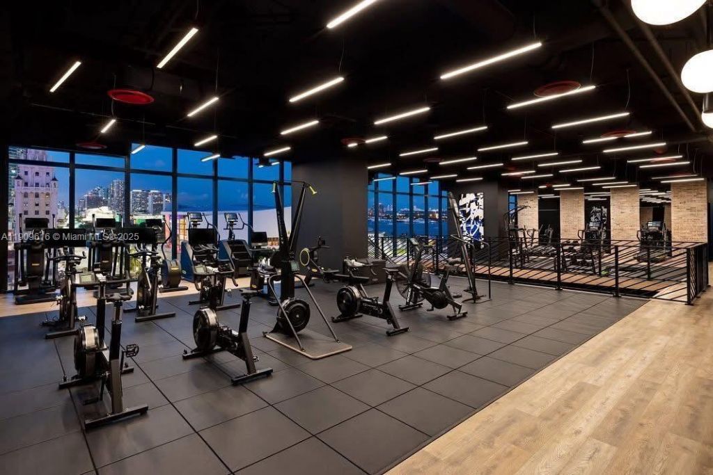 398 NE 5th St, Unit 3407, Miami, FL 33132 Photo