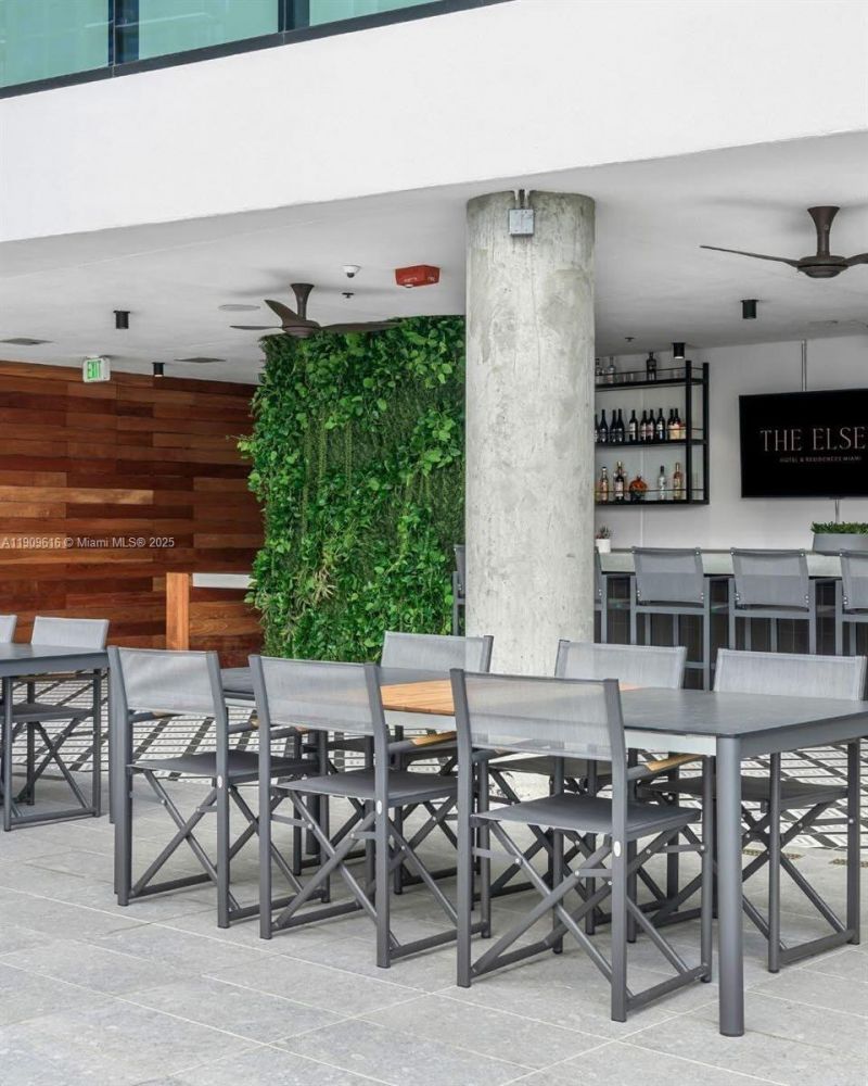 398 NE 5th St, Unit 3407, Miami, FL 33132 Photo