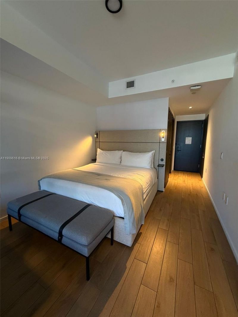 398 NE 5th St, Unit 3407, Miami, FL 33132 Photo