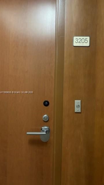 31 SE 5th St, Unit 3205, Miami, FL 33131 Photo