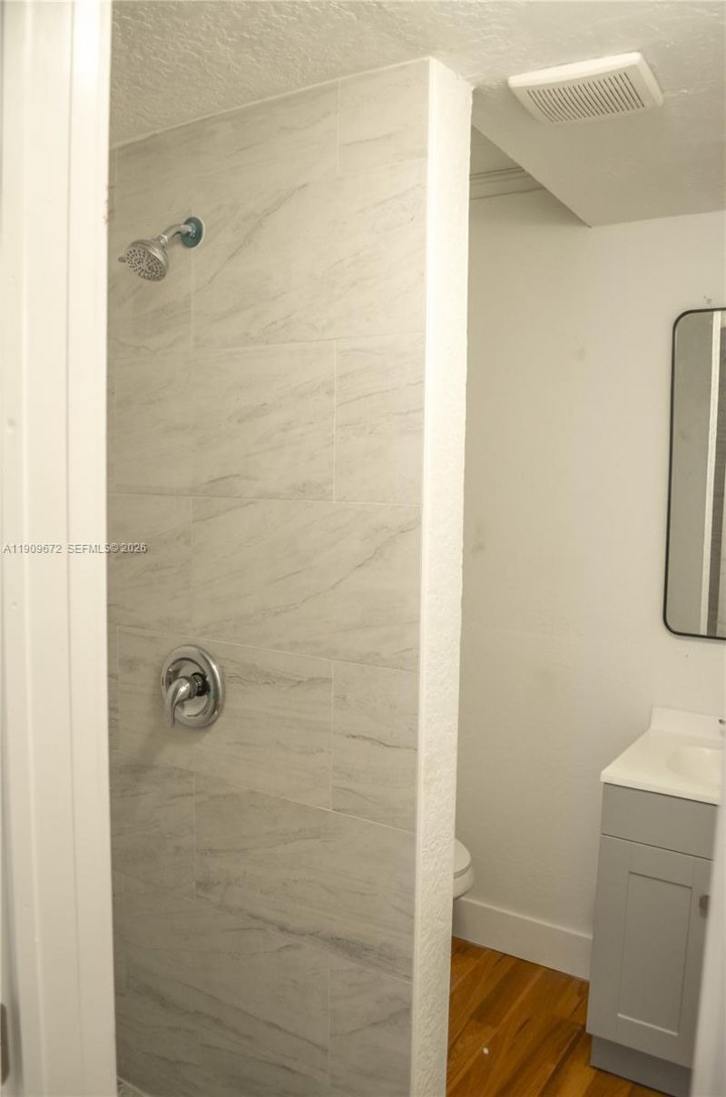 707 N J St, Lake Worth, FL 33460 Photo