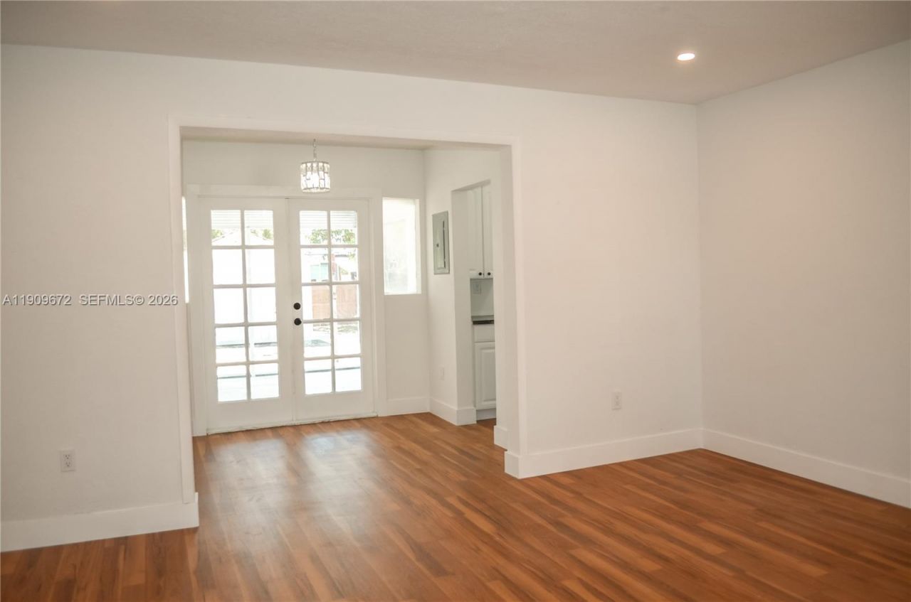 707 N J St, Lake Worth, FL 33460 Photo