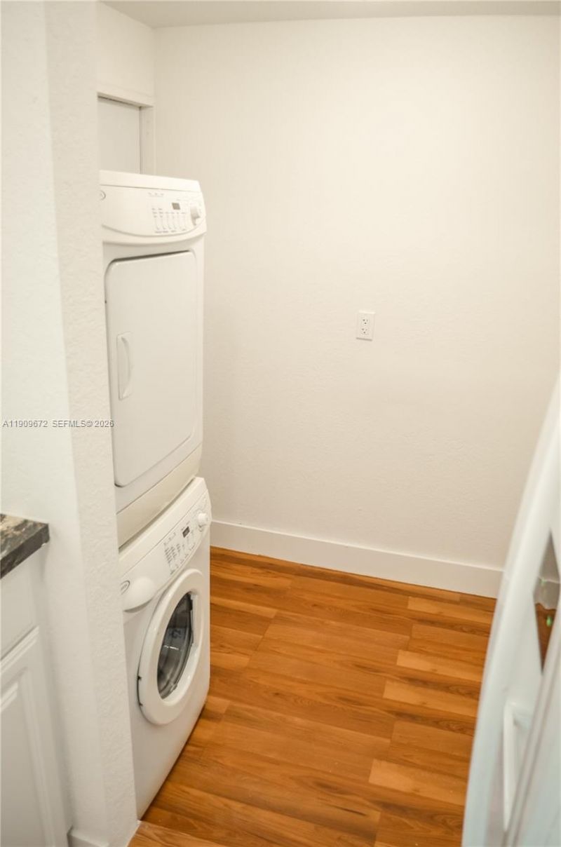 707 N J St, Lake Worth, FL 33460 Photo