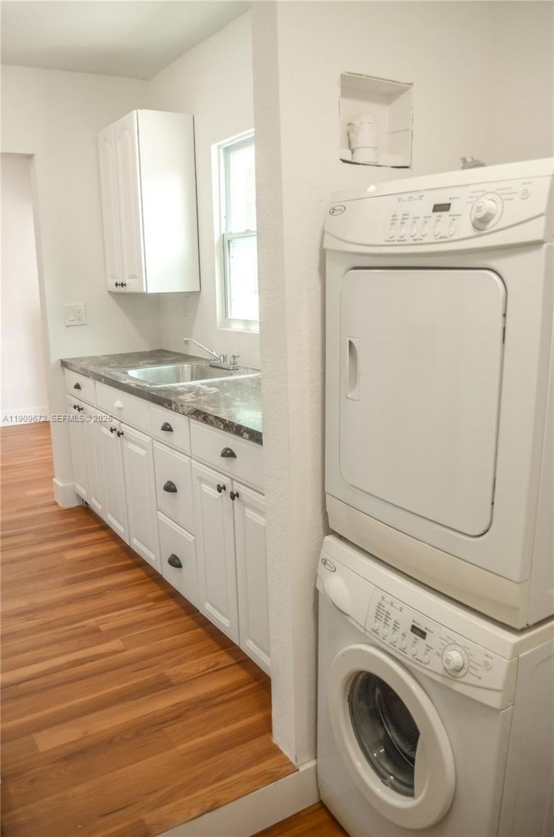707 N J St, Lake Worth, FL 33460 Photo