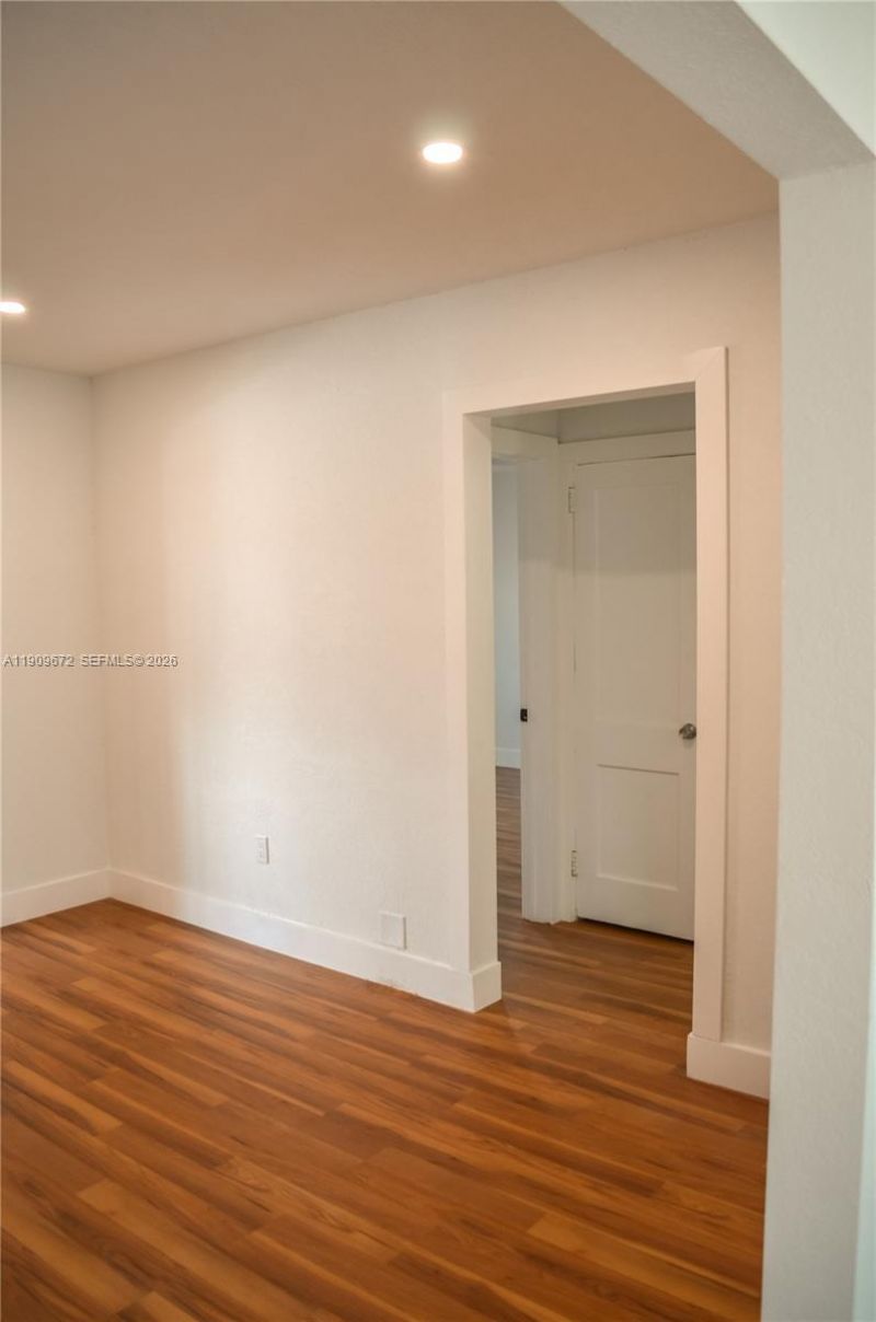 707 N J St, Lake Worth, FL 33460 Photo