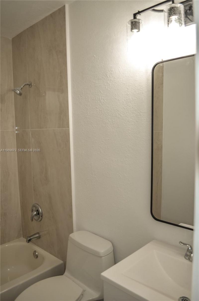 707 N J St, Lake Worth, FL 33460 Photo