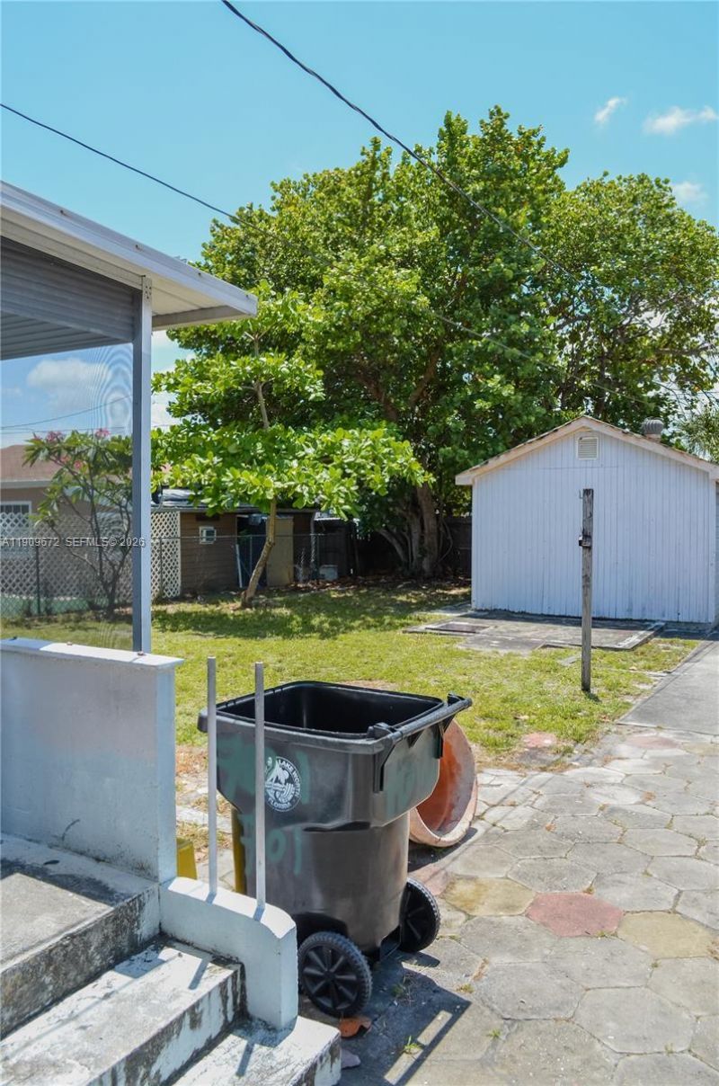 707 N J St, Lake Worth, FL 33460 Photo