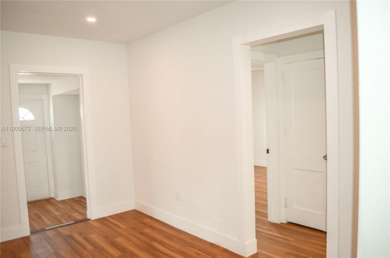 707 N J St, Lake Worth, FL 33460 Photo