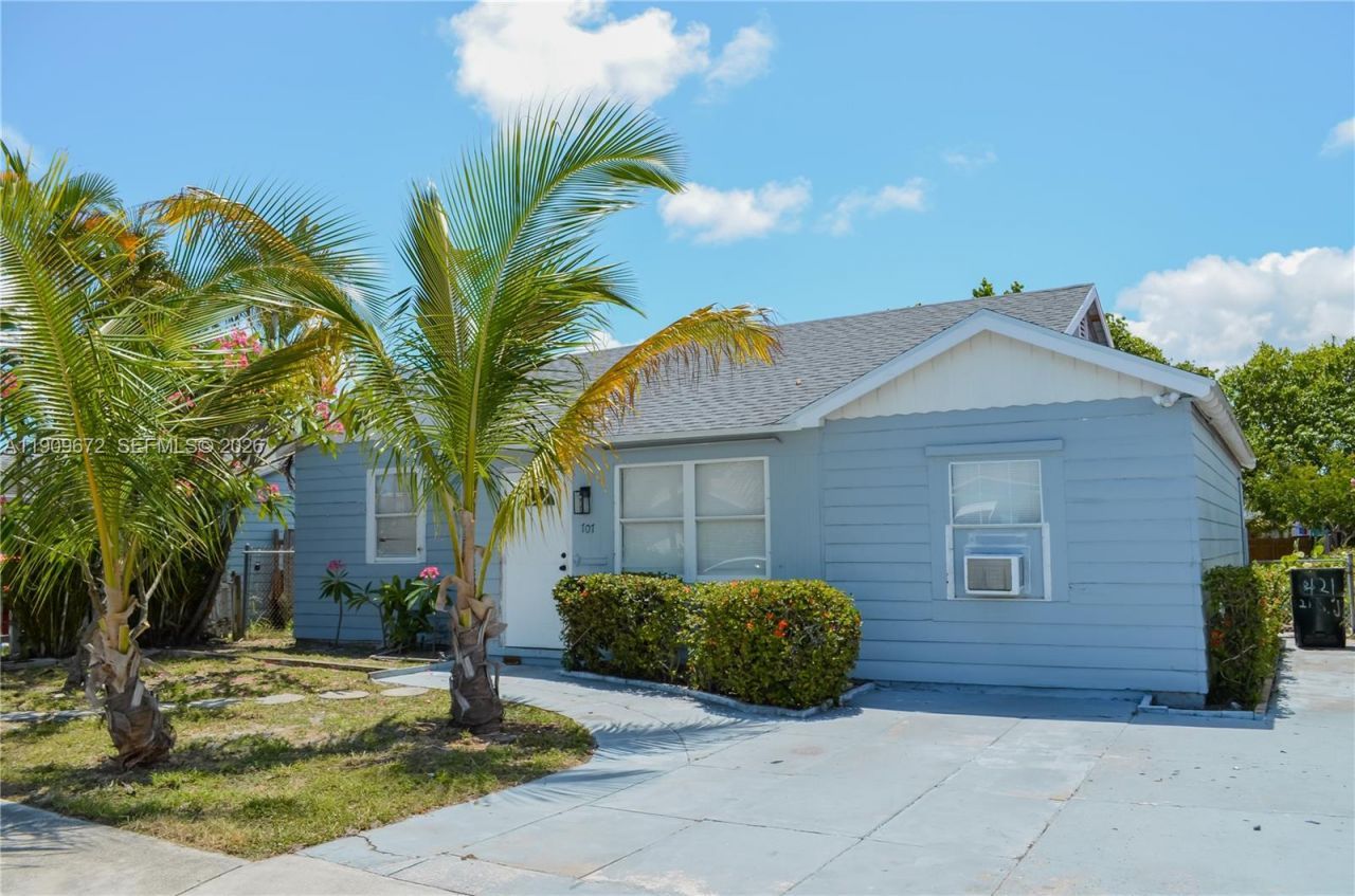 707 N J St, Lake Worth, FL 33460 Photo