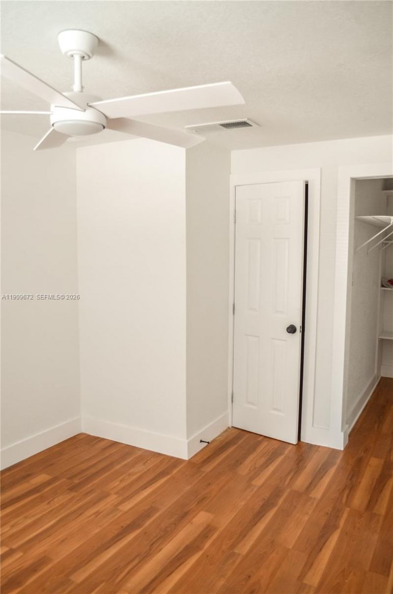 707 N J St, Lake Worth, FL 33460 Photo