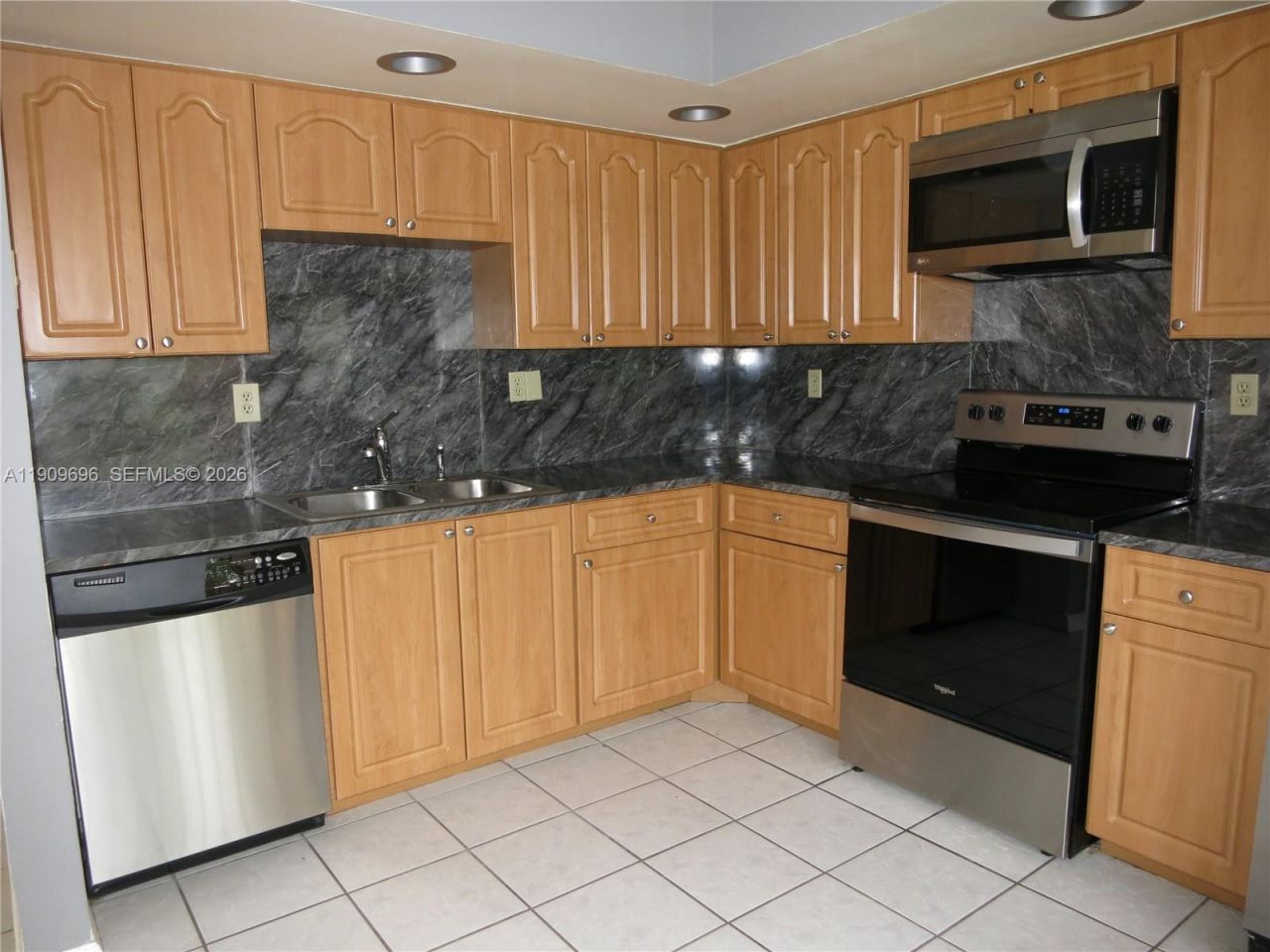 8600 SW 133rd Ave Rd, Unit 418, Miami, FL 33183 Photo