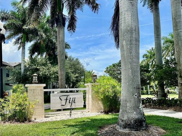 133 SE 28th Ter, Unit 8, Homestead, FL 33033