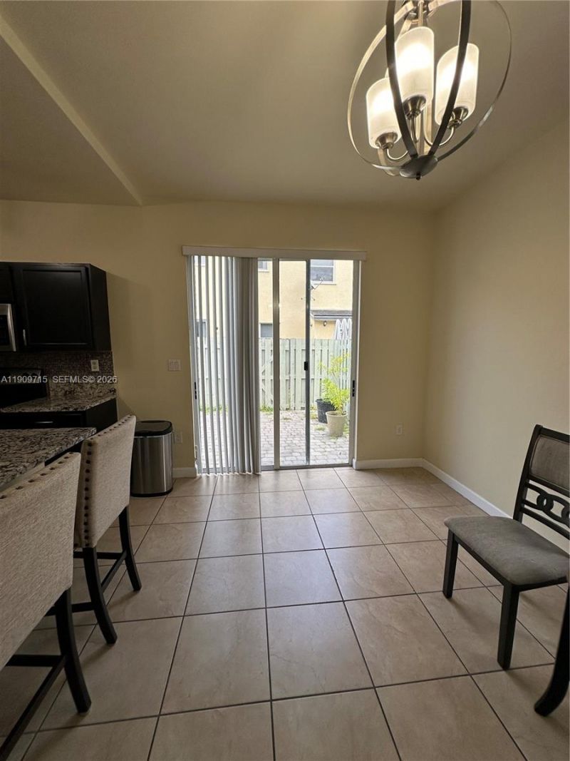 133 SE 28th Ter, Unit 8, Homestead, FL 33033 Photo