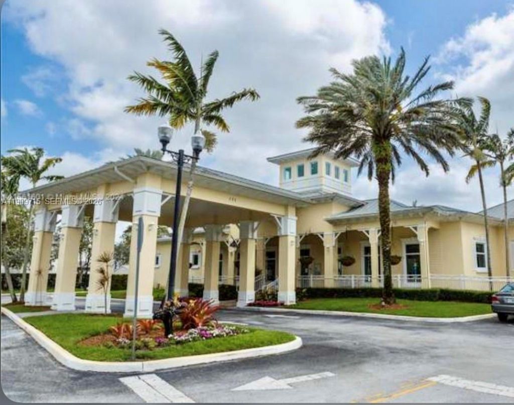 133 SE 28th Ter, Unit 8, Homestead, FL 33033 Photo