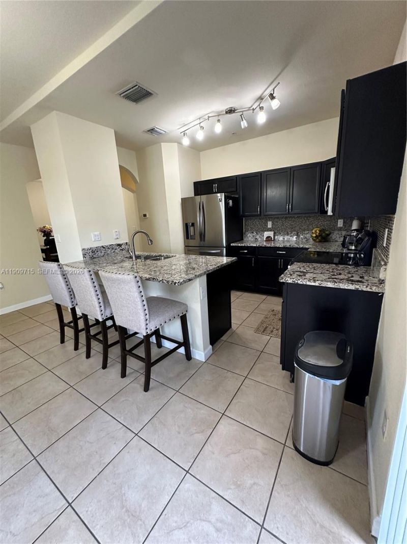 133 SE 28th Ter, Unit 8, Homestead, FL 33033 Photo