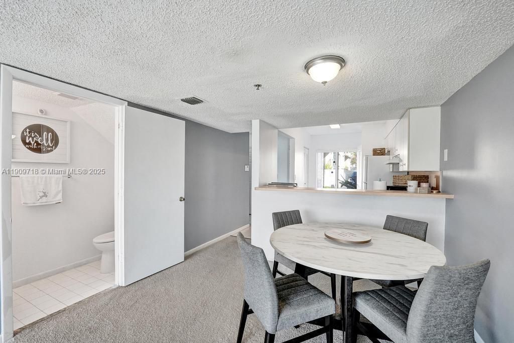 174 Riviera Cir, Unit 27-4, Weston, FL 33326 Photo