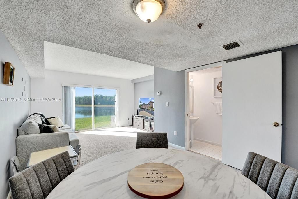 174 Riviera Cir, Unit 27-4, Weston, FL 33326 Photo