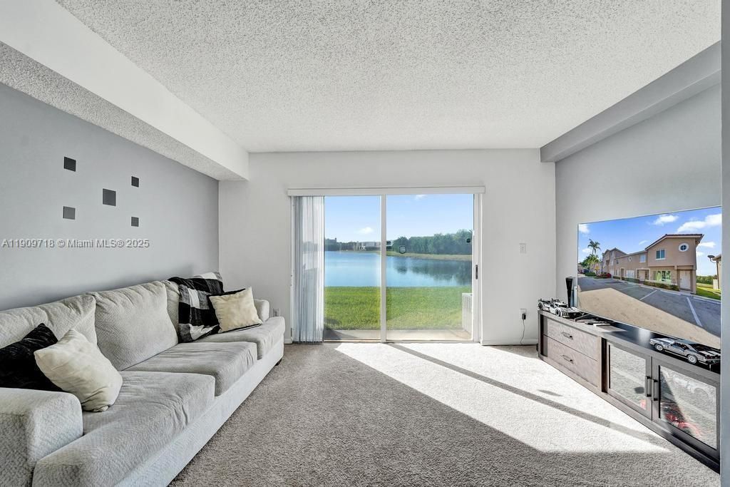 174 Riviera Cir, Unit 27-4, Weston, FL 33326 Photo