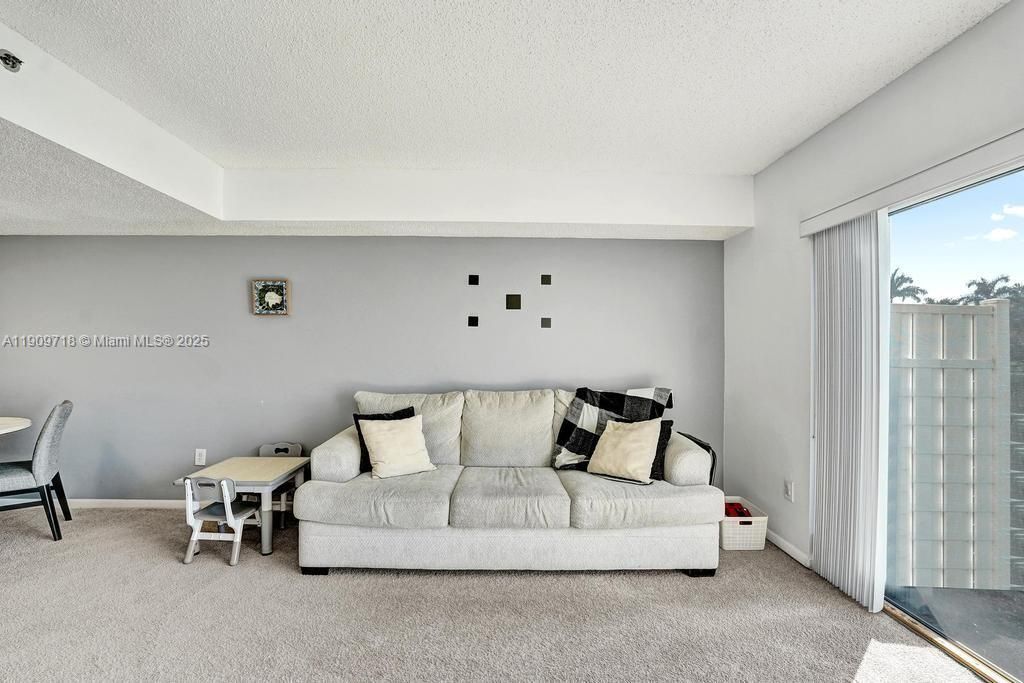 174 Riviera Cir, Unit 27-4, Weston, FL 33326 Photo