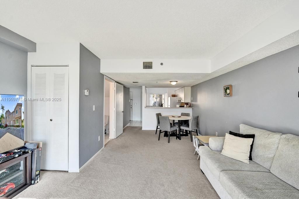 174 Riviera Cir, Unit 27-4, Weston, FL 33326 Photo