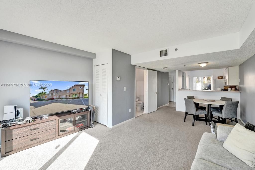 174 Riviera Cir, Unit 27-4, Weston, FL 33326 Photo