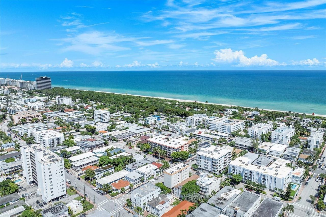 420 78th St, Miami Beach, FL 33141 Photo