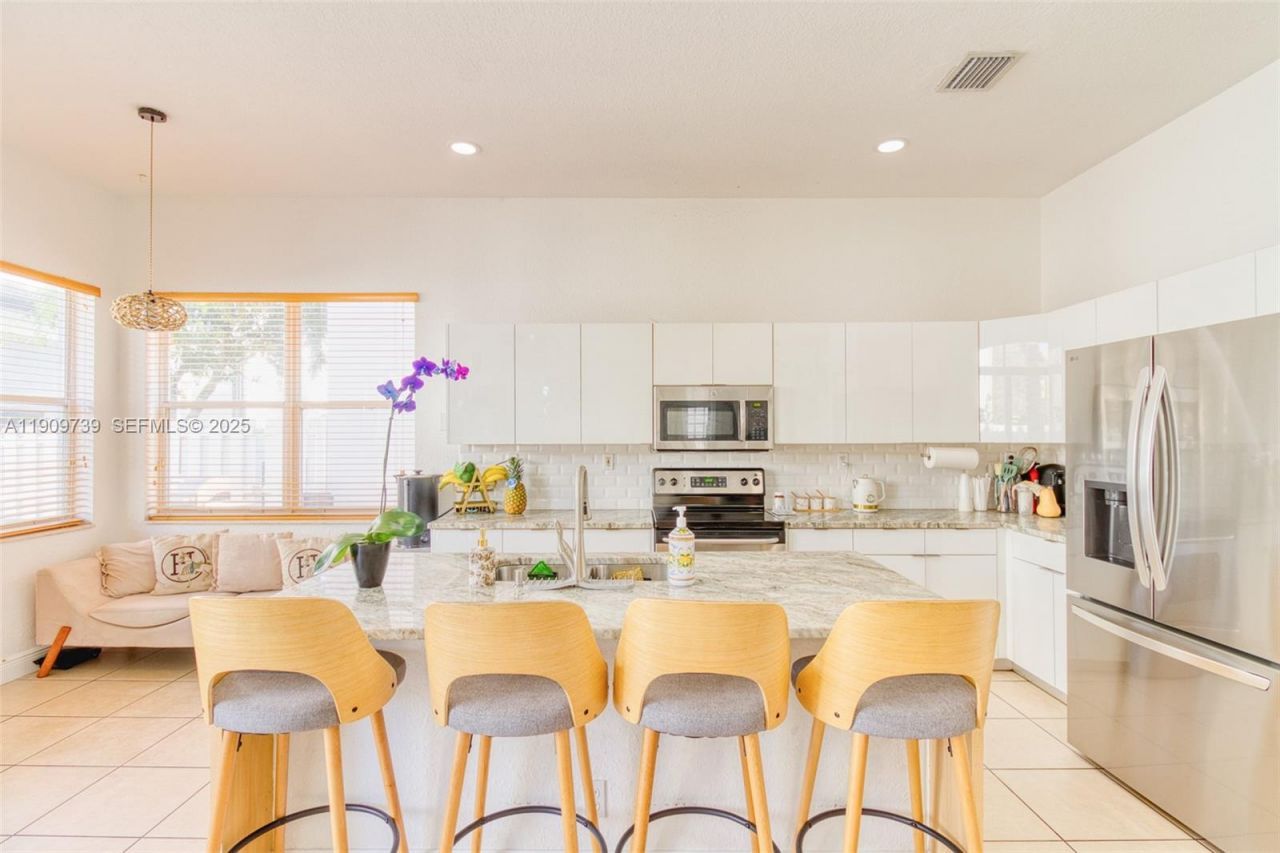 3839 SW 51st St, Hollywood, FL 33312 Photo