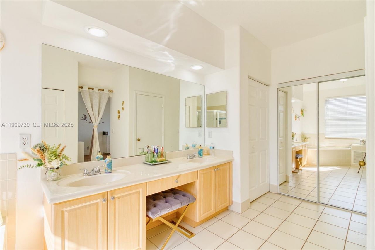 3839 SW 51st St, Hollywood, FL 33312 Photo