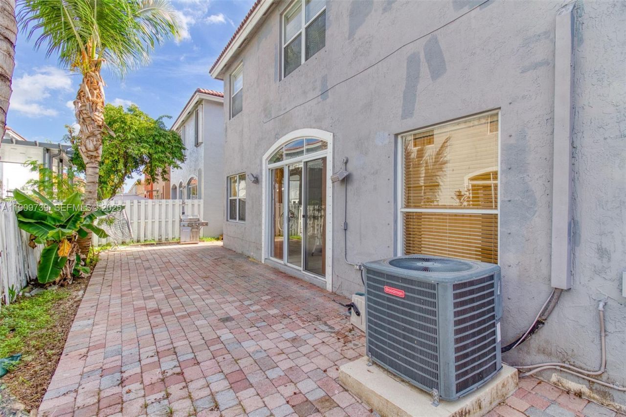 3839 SW 51st St, Hollywood, FL 33312 Photo