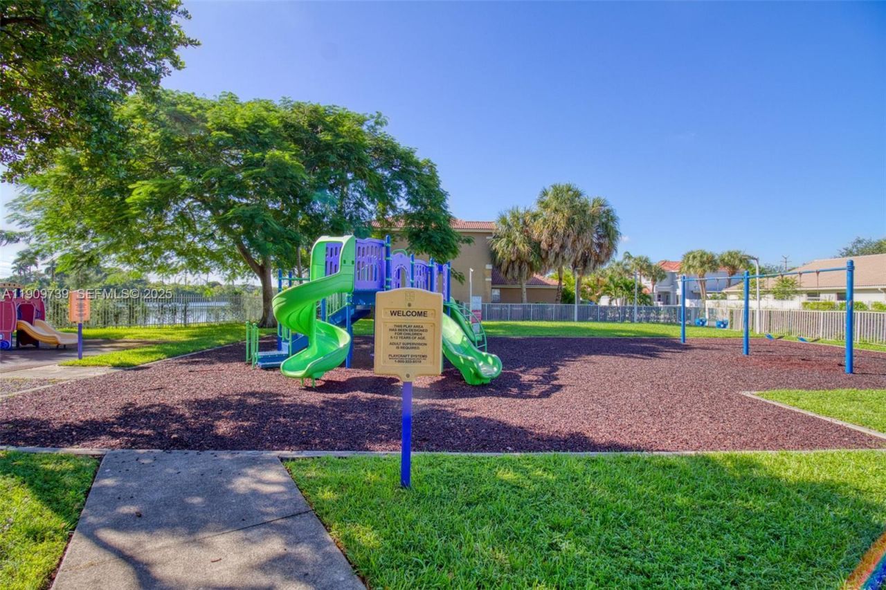 3839 SW 51st St, Hollywood, FL 33312 Photo