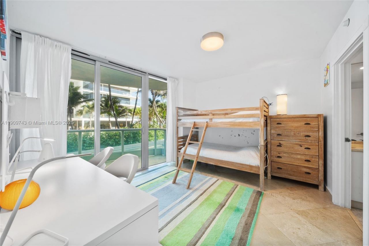 9401 NE Collins Ave, Unit 205, Surfside, FL 33154 Photo