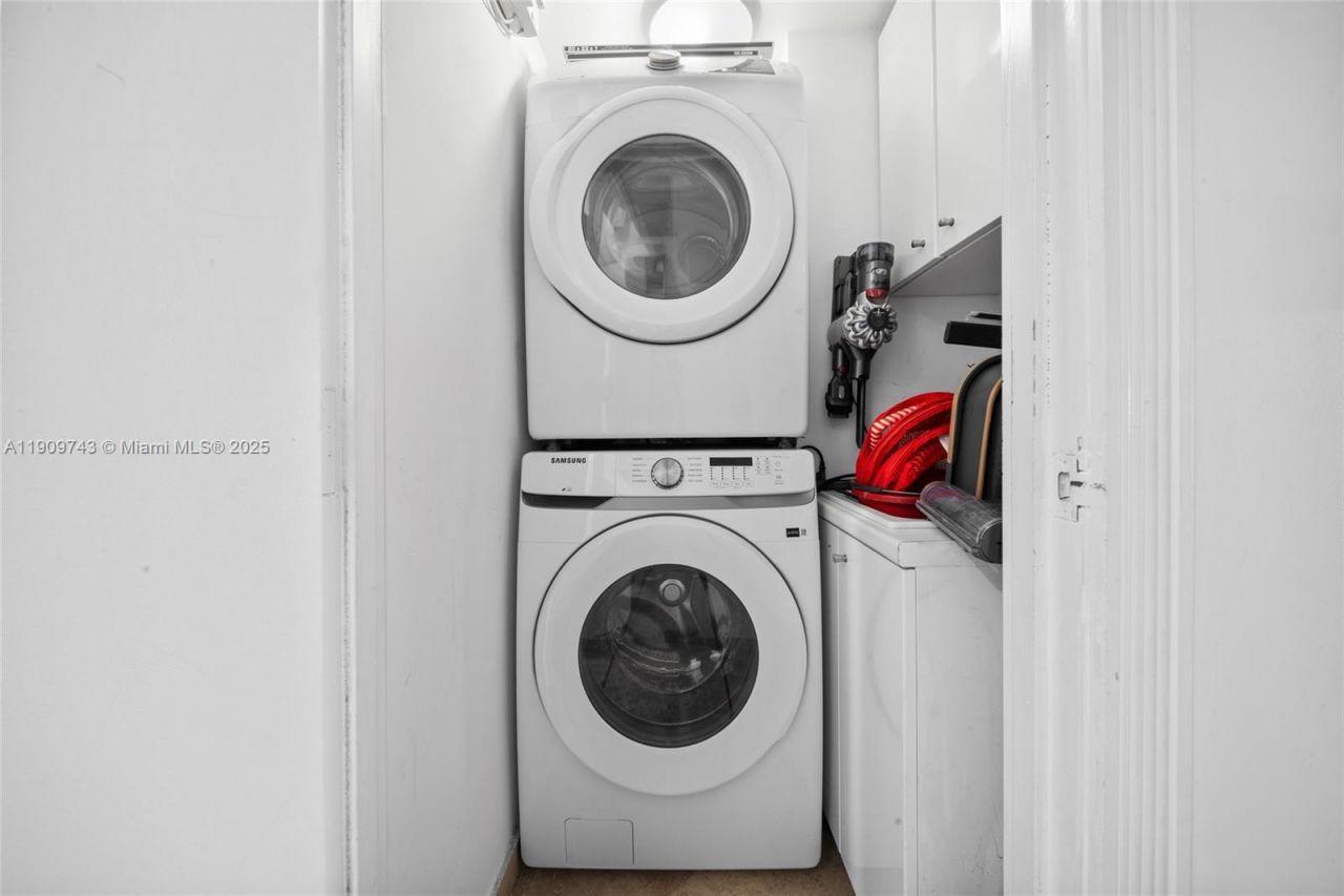 9401 NE Collins Ave, Unit 205, Surfside, FL 33154 Photo