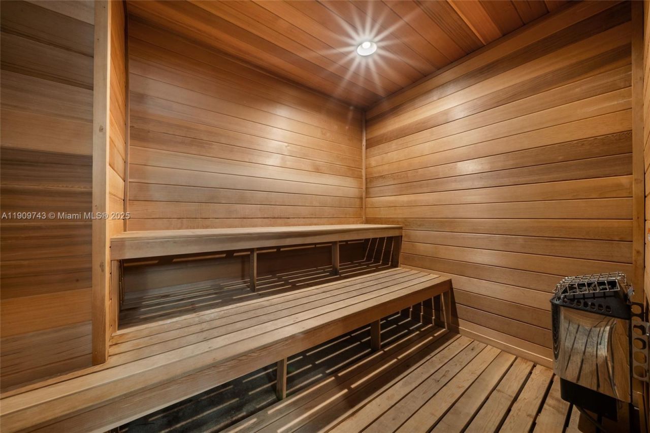 9401 NE Collins Ave, Unit 205, Surfside, FL 33154 Photo