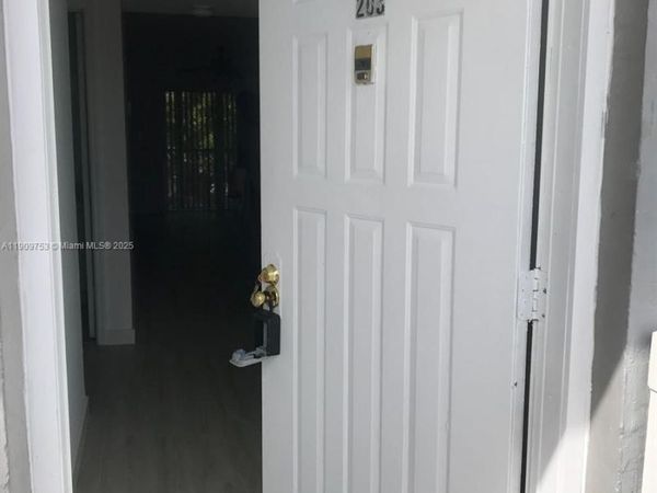 438 NE 210th Cir Ter, Unit 203-4B, Miami, FL 33179