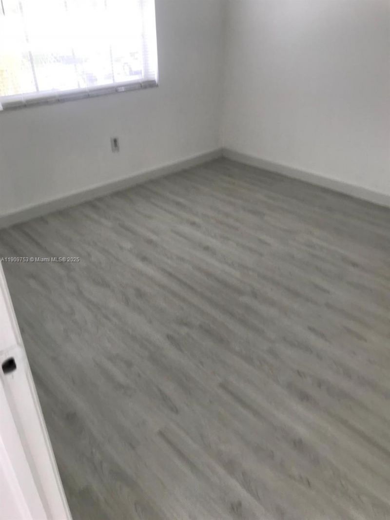 438 NE 210th Cir Ter, Unit 203-4B, Miami, FL 33179 Photo