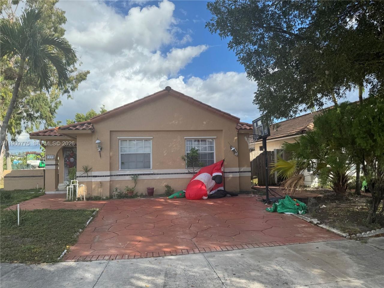 7599 W 4th Ct, Hialeah, FL 33014 Photo