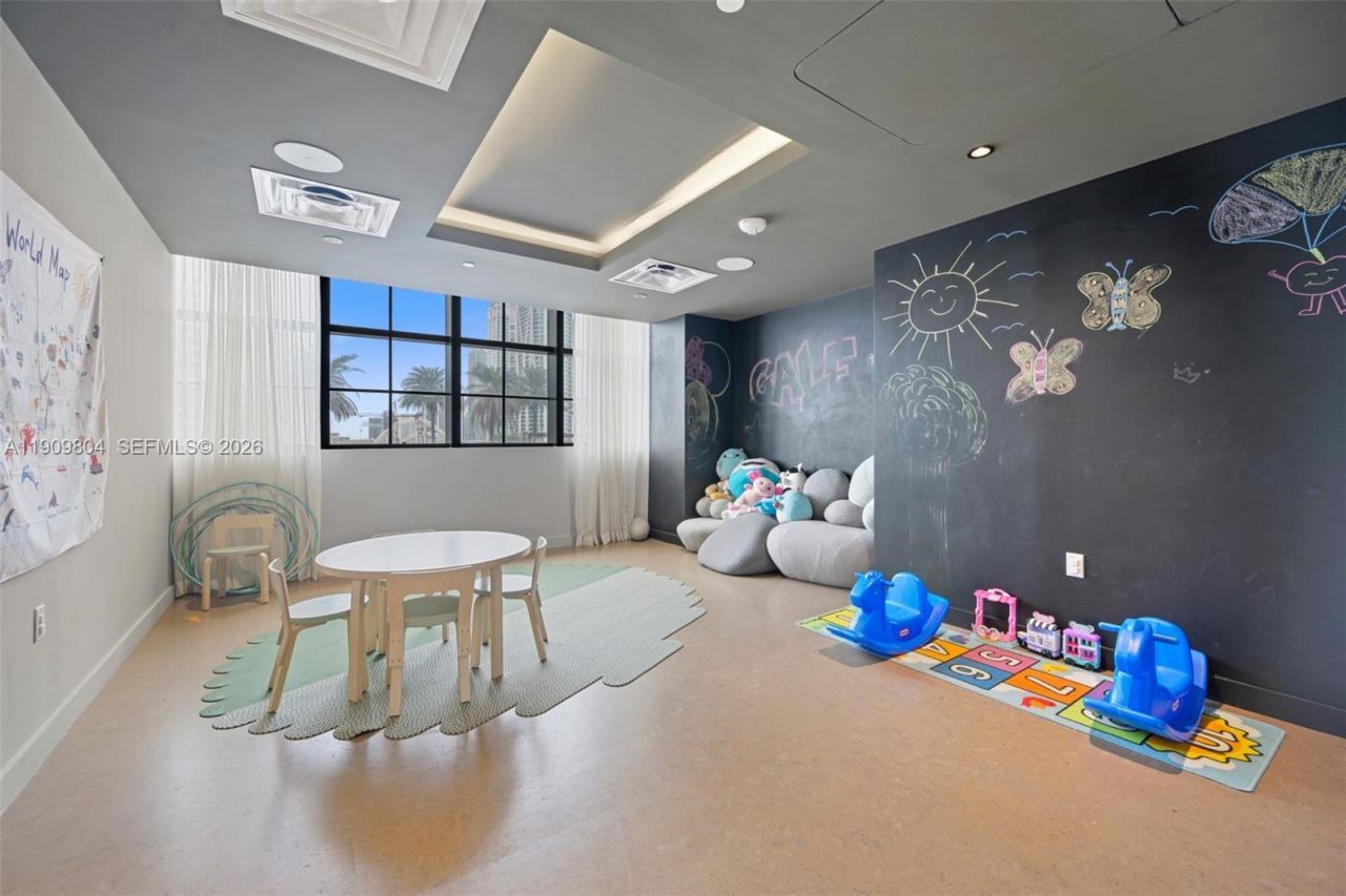 159 NE 6th St, Unit 3706, Miami, FL 33132 Photo