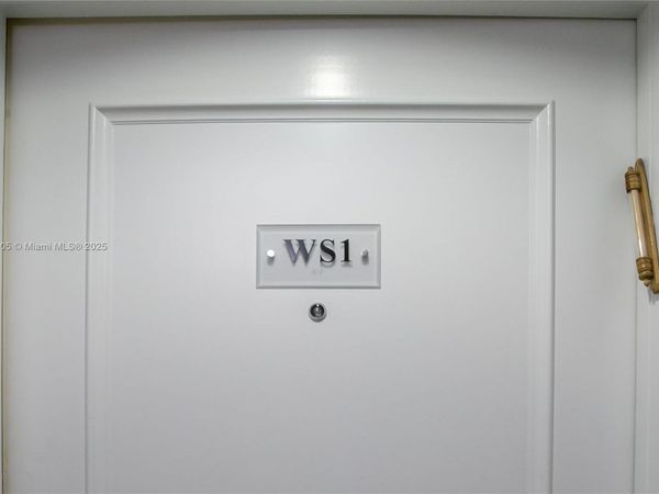 3000 Island Blvd, Unit WSTE1, Aventura, FL 33160