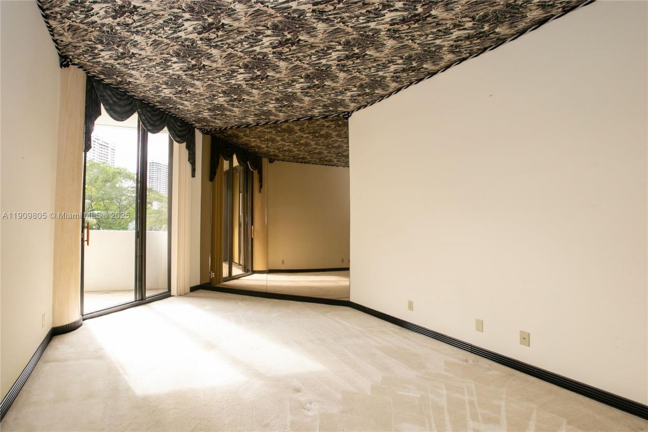 3000 Island Blvd, Unit WSTE1, Aventura, FL 33160 Photo