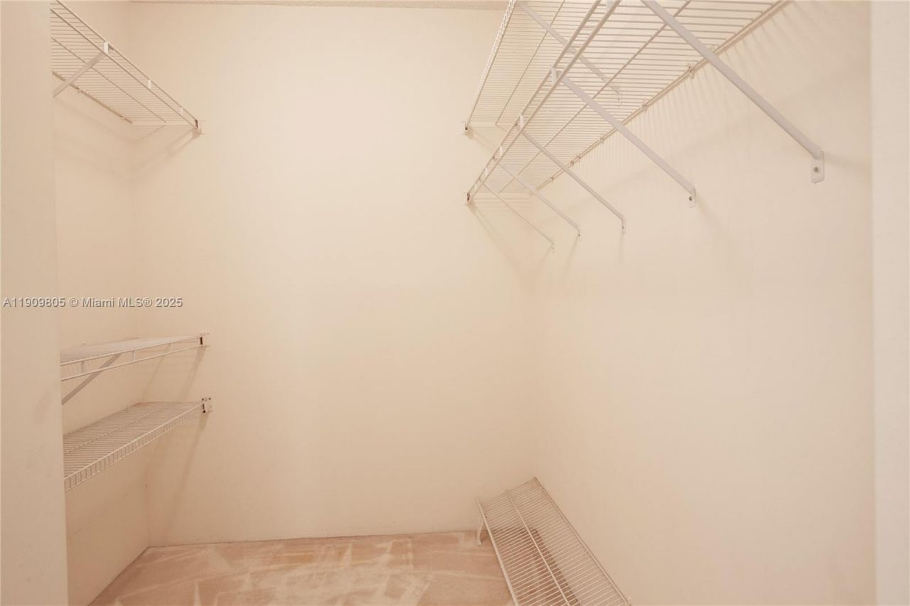 3000 Island Blvd, Unit WSTE1, Aventura, FL 33160 Photo