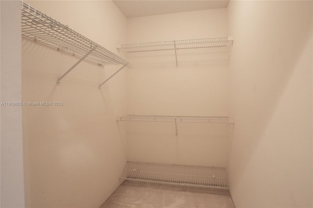 3000 Island Blvd, Unit WSTE1, Aventura, FL 33160 Photo