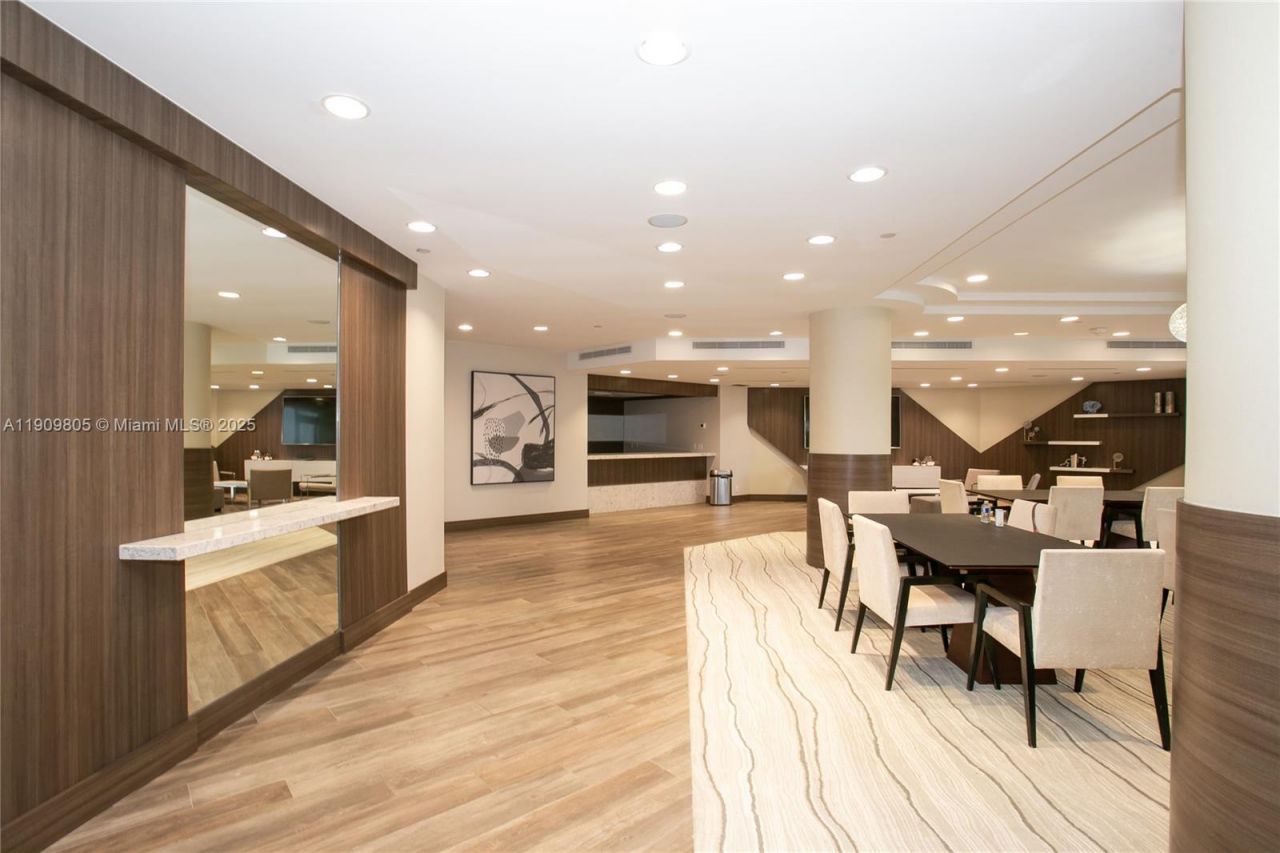 3000 Island Blvd, Unit WSTE1, Aventura, FL 33160 Photo