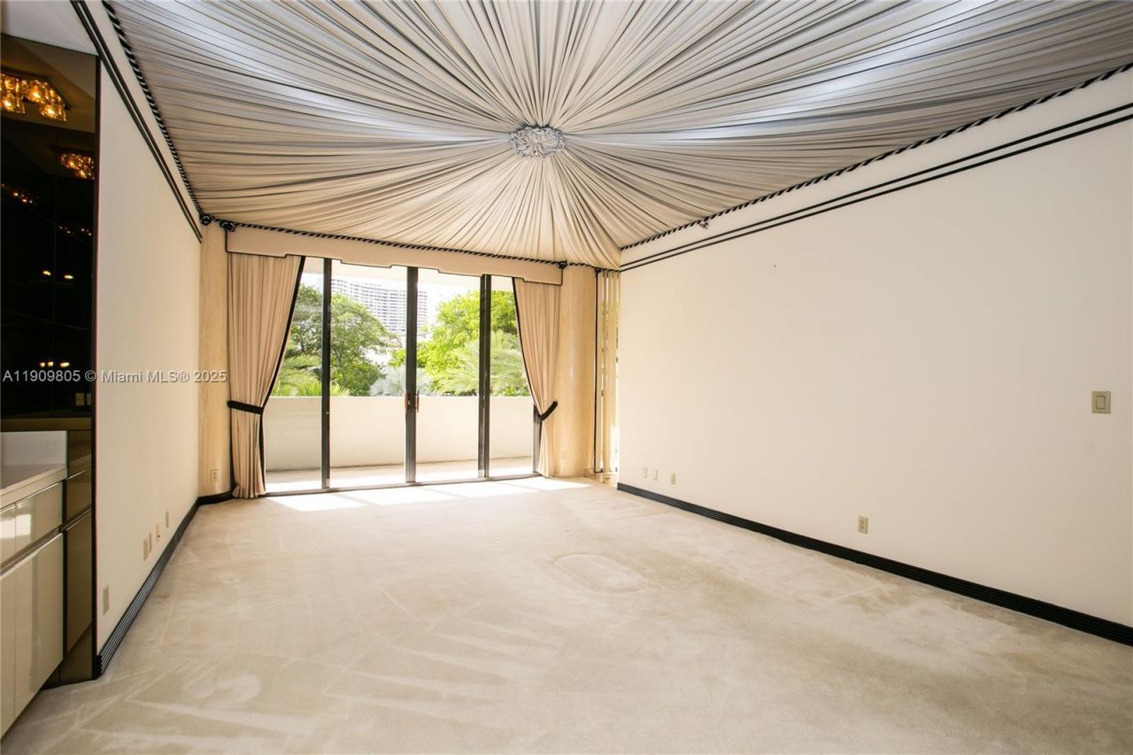 3000 Island Blvd, Unit WSTE1, Aventura, FL 33160 Photo