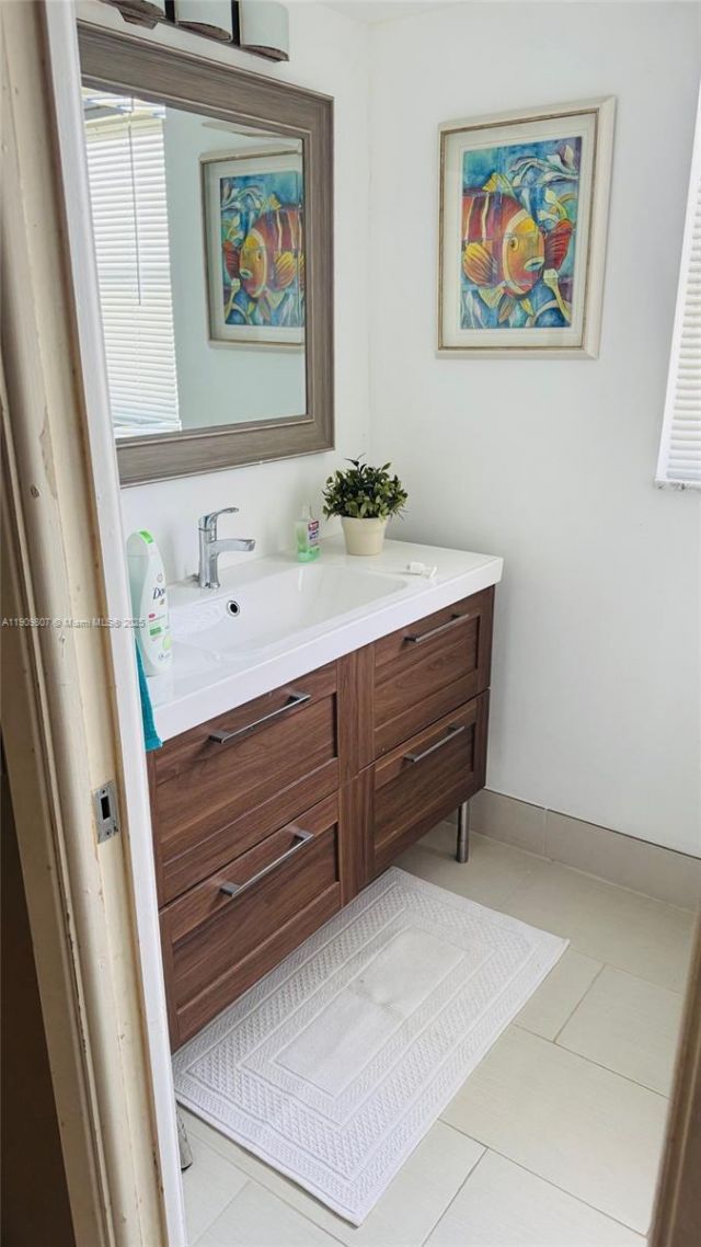 3150 N Palm Aire Dr, Unit 801, Pompano Beach, FL 33069 Photo